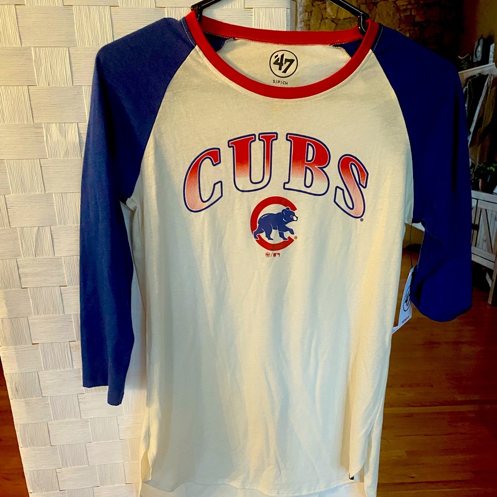 New Cubs soft T-shirt . Awesome quality never worn